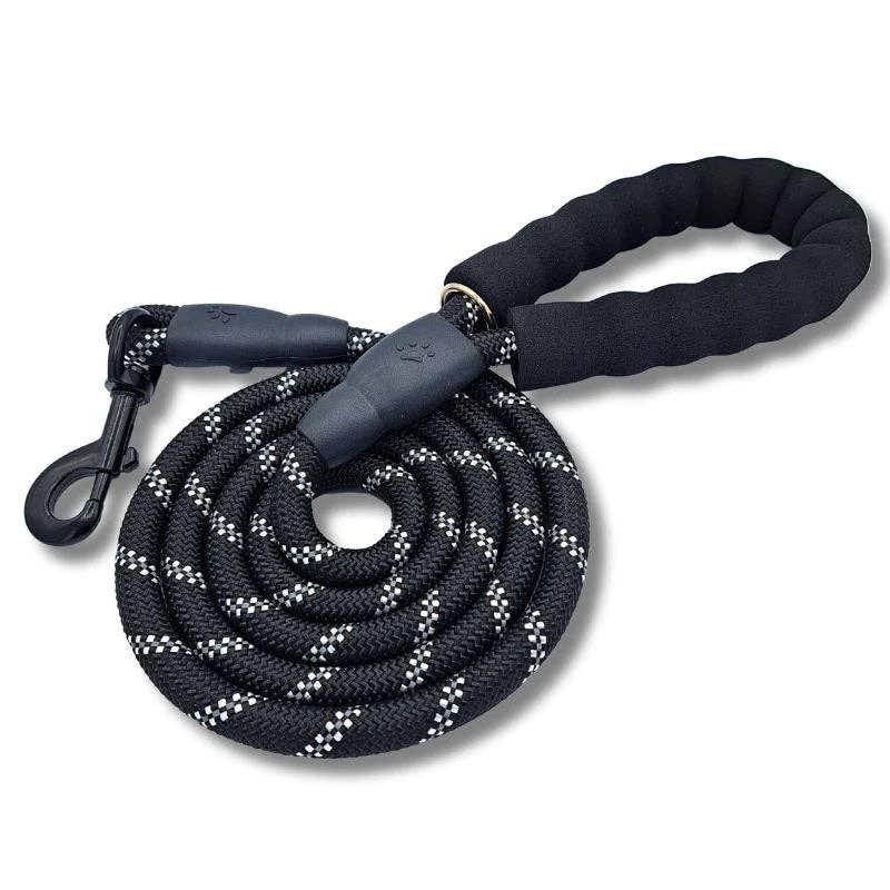 Mr. Peanut's Basics Rope Leash - Hand Made in the USA: Large .5" (1.2cm) Diameter X 71" (1.8m) / White/Black